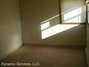 809 W 10th St-Unit -1-2 in Sioux Falls, SD - Building Photo - Building Photo