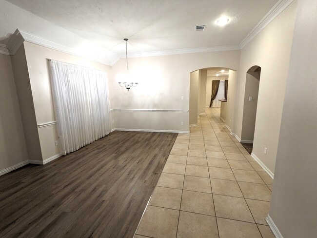 13415 Highland Park Ct