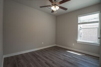 724 N Honey Locust Bnd in Fayetteville, AR - Building Photo - Building Photo