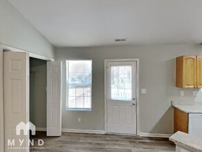 829 Woodland Ln in Charlotte, NC - Building Photo - Building Photo