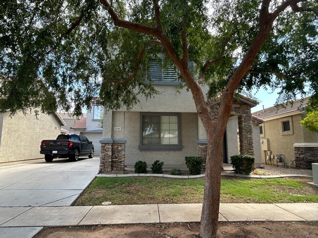 property at 5343 E Holmes Ave