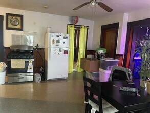 179 7th St in Leominster, MA - Foto de edificio - Building Photo