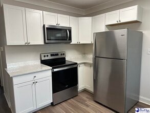 712 Cherokee Rd in Florence, SC - Building Photo - Building Photo