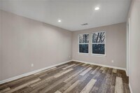 1894 Dolly Wright St photo'