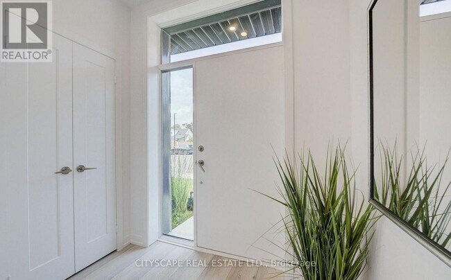 416 Dundas St S in Cambridge, ON - Building Photo - Building Photo