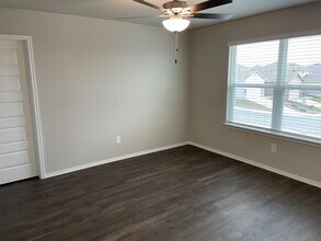 13038 Candace Wy in Saint Hedwig, TX - Building Photo - Building Photo