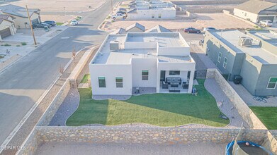 13820 Paseo de Loma Ct in Horizon City, TX - Building Photo - Building Photo