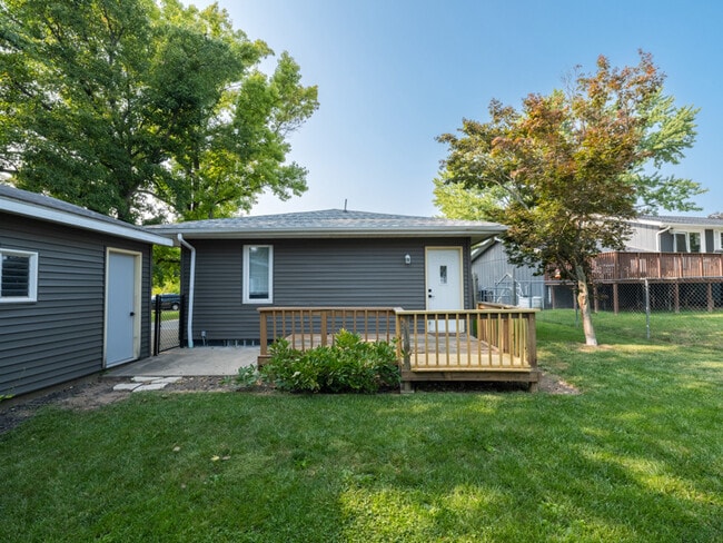 211 Sharen St in Groveland, IL - Building Photo - Building Photo