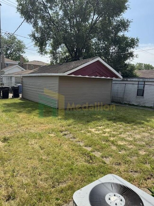 10511 S King Dr in Chicago, IL - Building Photo - Building Photo