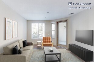 121 E Rte 66 in Glendora, CA - Building Photo