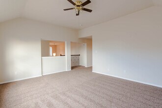 1512 Cockatiel Dr in Little Elm, TX - Foto de edificio - Building Photo