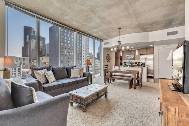 1431 Curtis Street in Denver, CO - Building Photo - Building Photo