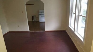 46 1/2 S 6th St in Sharpsville, PA - Building Photo - Building Photo