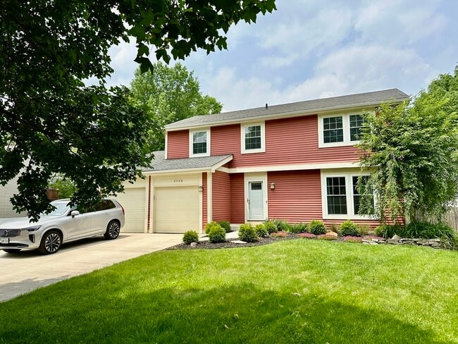 2008 Edmunds Ct in Powell, OH - Building Photo - Building Photo