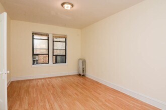 4854 N Damen in Chicago, IL - Building Photo - Building Photo