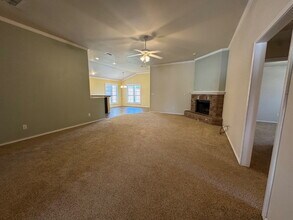 6717 92nd St in Lubbock, TX - Building Photo - Building Photo