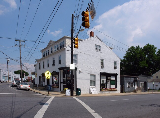 200 S Potomac St