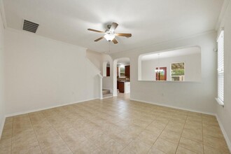 10909 Helms Deep Dr in Austin, TX - Building Photo - Building Photo