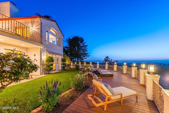 1074 Deseo Ave in Camarillo, CA - Building Photo - Building Photo