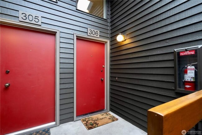 2628 4th Ave in Seattle, WA - Building Photo - Building Photo
