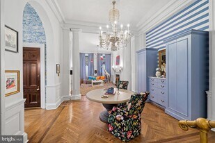 2009 Spruce St in Philadelphia, PA - Building Photo