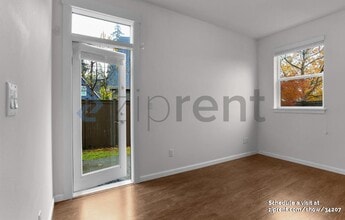 18329 43rd Dr SE in Bothell, WA - Building Photo - Building Photo