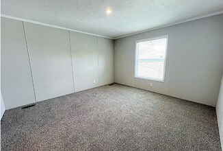 6550 S Kimberly Dr in Holly, MI - Foto de edificio - Building Photo