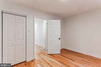 1642 Olive St in Philadelphia, PA - Building Photo - Building Photo