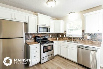 8304 NE 115th St in Kansas City, MO - Building Photo - Building Photo