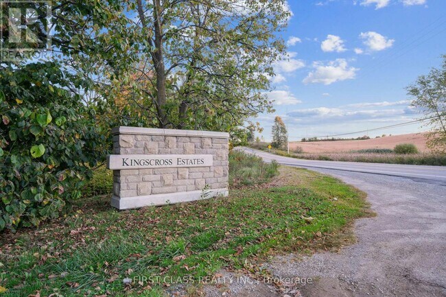 125 Watch Hill Rd in King City, ON - Building Photo - Building Photo