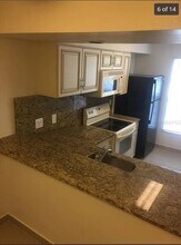 4739 Myrtle Oak Dr in New Port Richey, FL - Building Photo - Building Photo