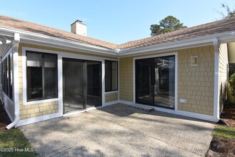 318 Vistamar Dr in Wilmington, NC - Building Photo - Building Photo