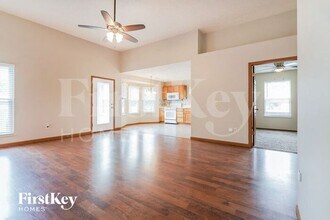 963 Schauer Dr in Galloway, OH - Building Photo - Building Photo