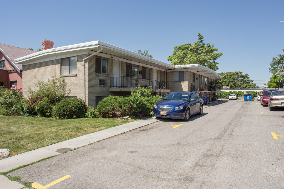 548 S 900 E in Salt Lake City, UT - Foto de edificio