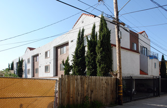 1031 Raymond Ave in Glendale, CA - Building Photo - Building Photo