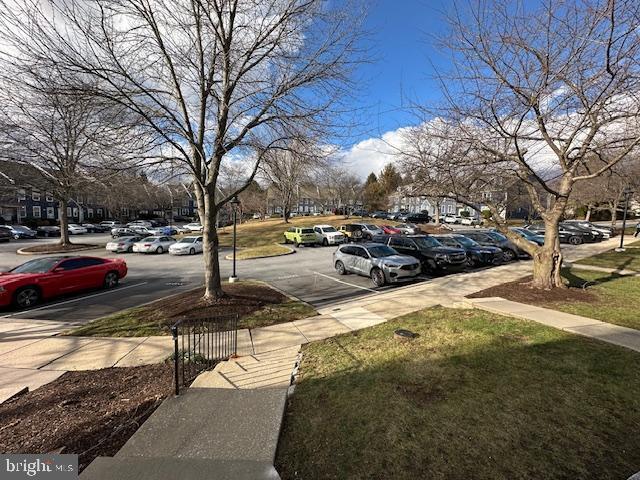 property at 1001 Roundhouse Ct