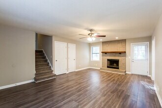 3055 Sumit Wood Dr NW in Kennesaw, GA - Building Photo - Building Photo
