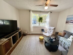16 Macklin Pl in St John's, NL - Building Photo - Building Photo