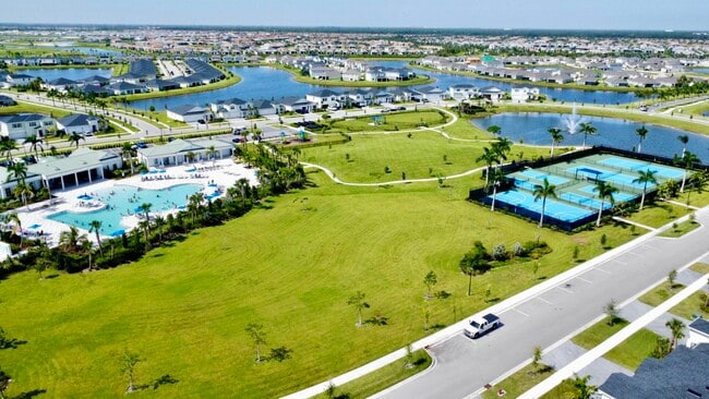 12440 Rimini Wy in Port St. Lucie, FL - Building Photo - Building Photo