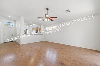 2440 N Creek Vista Dr in Tucson, AZ - Building Photo - Building Photo
