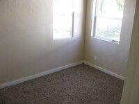 337 E Greenview Ave photo'