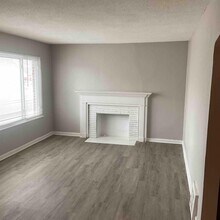 7229 Virginia Ave in Kansas City, MO - Foto de edificio - Building Photo