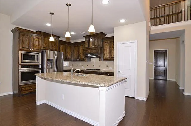 5550 Granite Pkwy, Unit 5688 Potter Road, Frisco Texas 75035 in Plano, TX - Building Photo - Building Photo