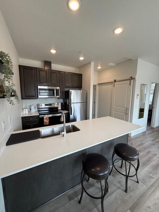 Jonmart Place in Salem, OR - Building Photo - Building Photo