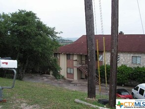 1226 Cougar Dr in Canyon Lake, TX - Building Photo - Building Photo