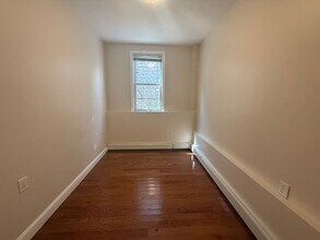 349 Sumner St, Unit 1 in Boston, MA - Building Photo - Building Photo