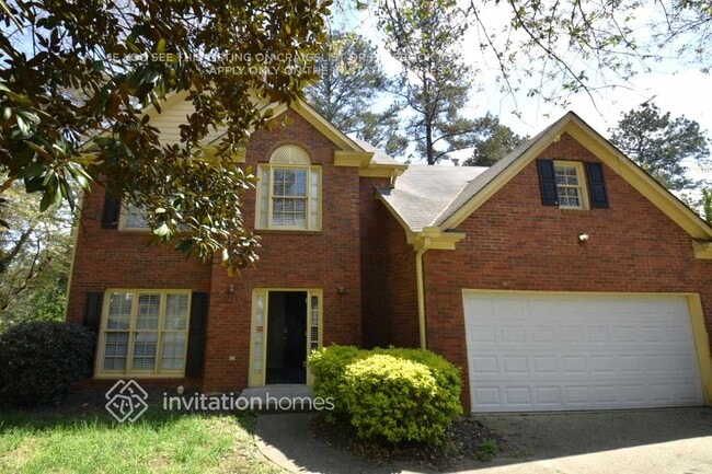 property at 1810 Fairpointe Trce