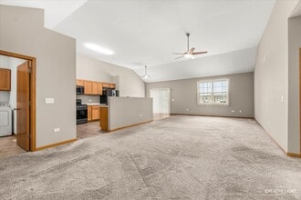 1978 Eagle Dr in Morris, IL - Building Photo - Building Photo