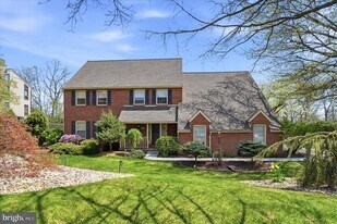 1551 Duxbury Ct in Allentown, PA - Building Photo