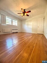15-18A Plz in Fair Lawn, NJ - Building Photo - Building Photo